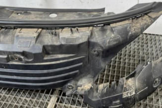 Armature avant, Masque avant PEUGEOT 2008 1