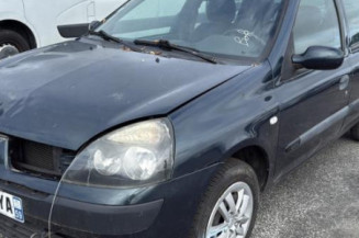 Feu arriere stop central RENAULT CLIO 2