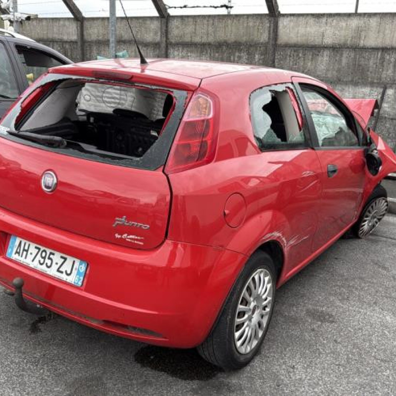 Retroviseur gauche FIAT GRANDE PUNTO Photo n°11