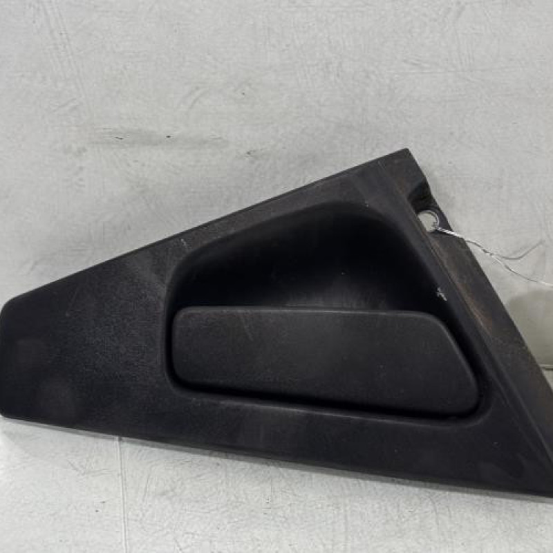 Poignee porte arriere gauche RENAULT CLIO 4 Photo n°1