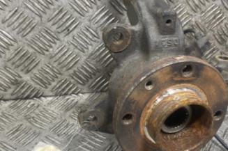 Pivot de moyeu avant gauche RENAULT CLIO 4