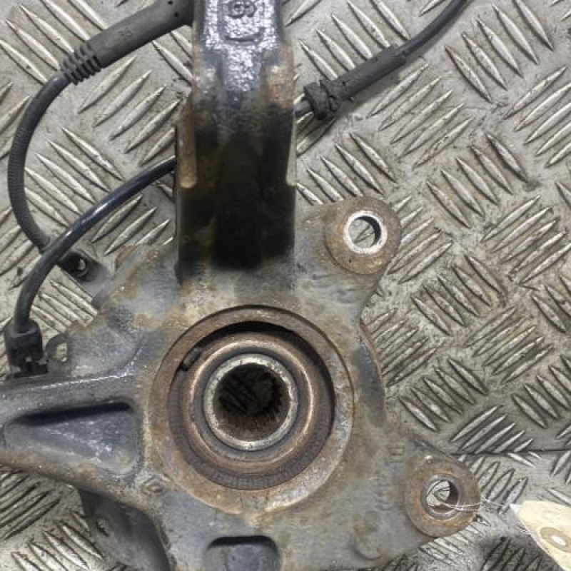 Pivot de moyeu avant gauche RENAULT CLIO 4 Photo n°8