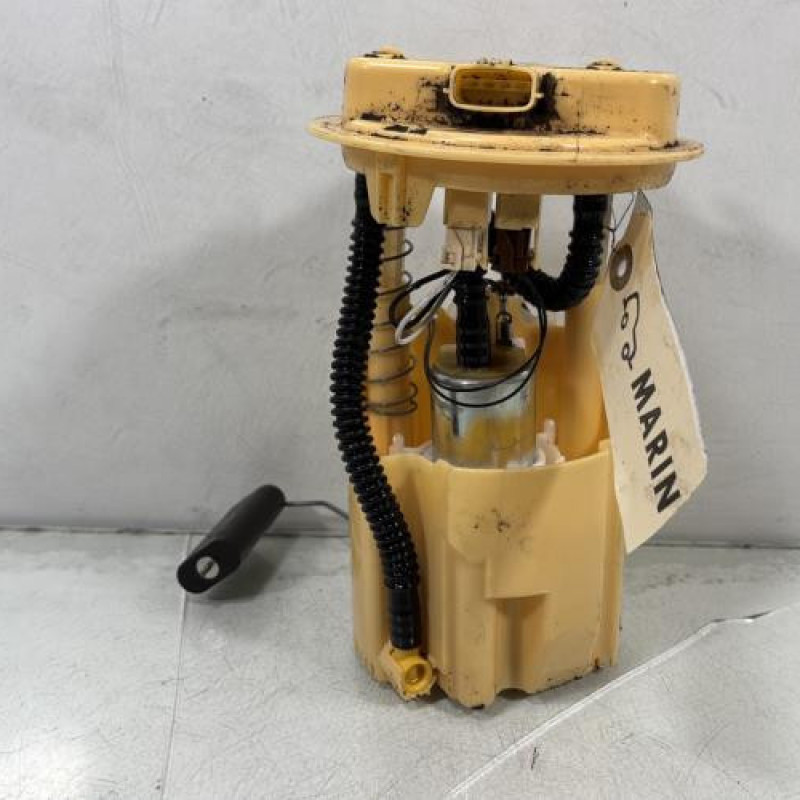 Pompe à carburant RENAULT CLIO 4 Photo n°1