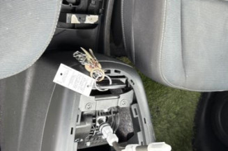 Feu arriere stop central RENAULT SCENIC 3