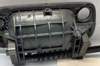 Poignee hayon CITROEN BERLINGO 1