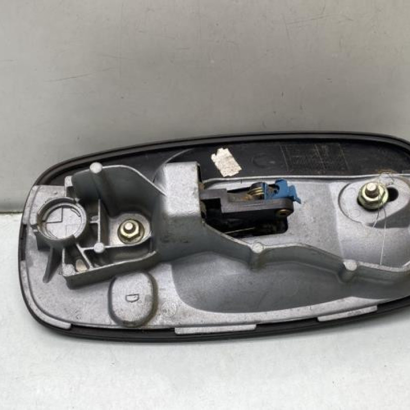 Poignee porte avant droit RENAULT TRAFIC 2 Photo n°2