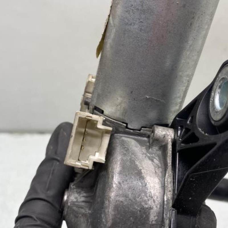 Mot. essuie glace arrière gauche RENAULT TRAFIC 2 Photo n°4