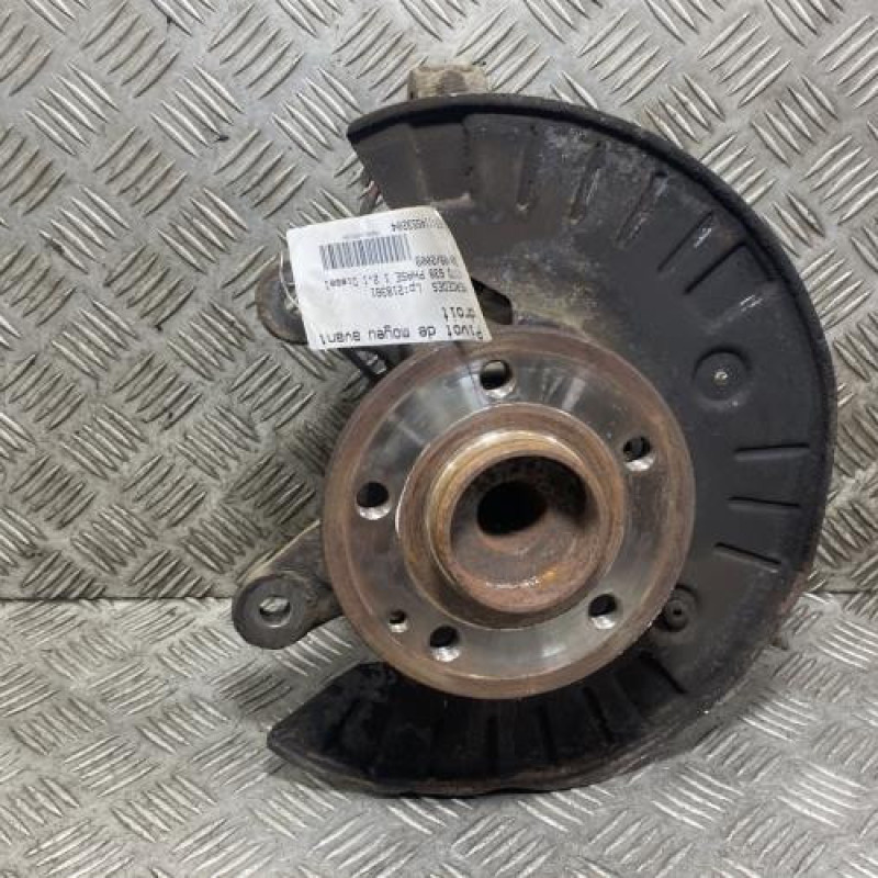 Pivot de moyeu avant droit MERCEDES VITO 639 Photo n°1