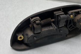 Poignee porte avant droit RENAULT KANGOO 1