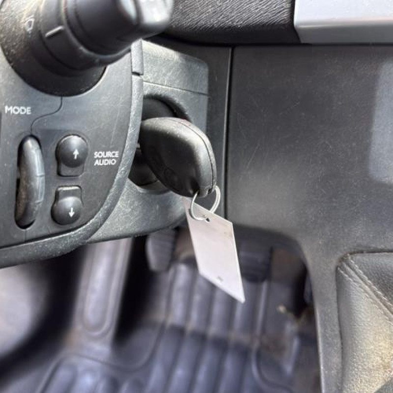 Poignee porte laterale droit RENAULT KANGOO 2 Photo n°20