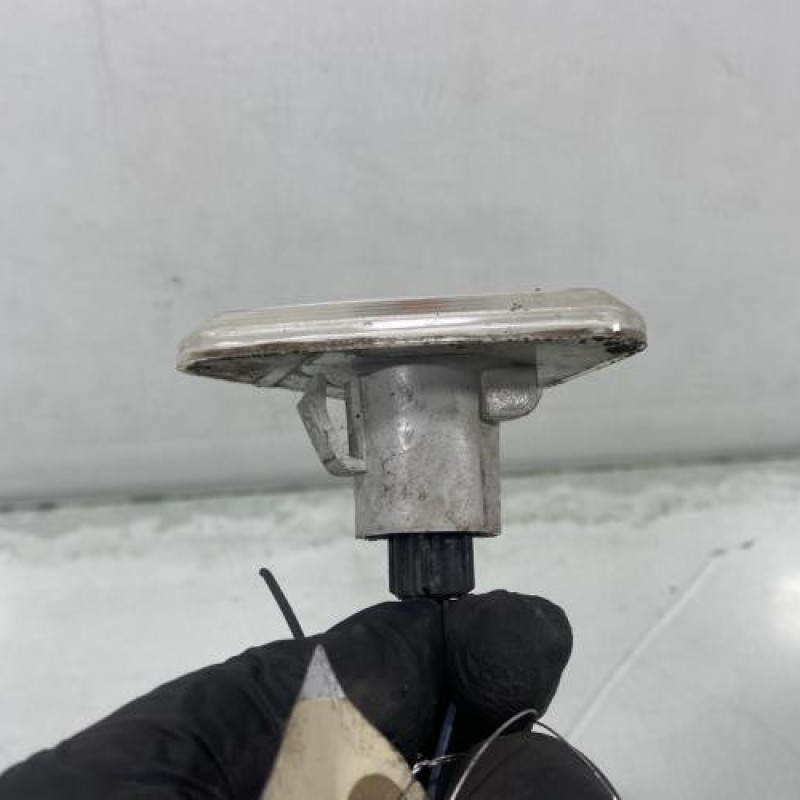 Repetiteur clignotant avant gauche (Feux) RENAULT KANGOO 2 Photo n°2