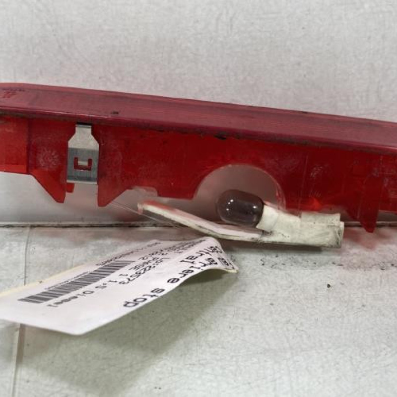 Feu arriere stop central RENAULT KANGOO 2 Photo n°3