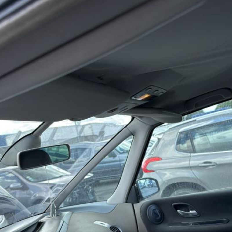 Trappe d'essence RENAULT ESPACE 4 Photo n°20