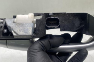 Poignee porte arriere gauche RENAULT LAGUNA 3