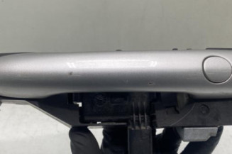 Poignee porte avant gauche RENAULT LAGUNA 3 Photo n°1