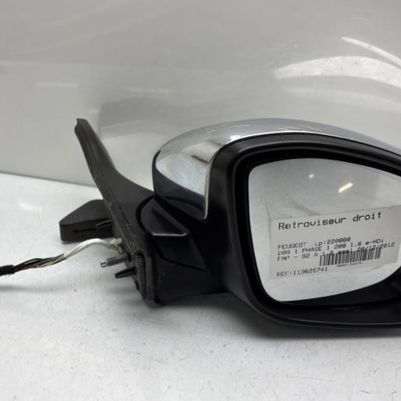Retroviseur droit PEUGEOT 208 1 Photo n°1