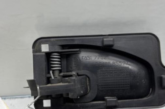 Poignee interieur avant droit CITROEN SAXO