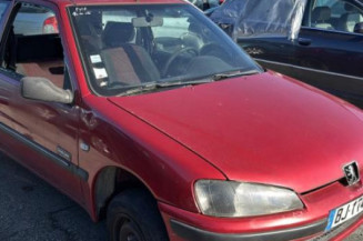 Retroviseur droit PEUGEOT 106