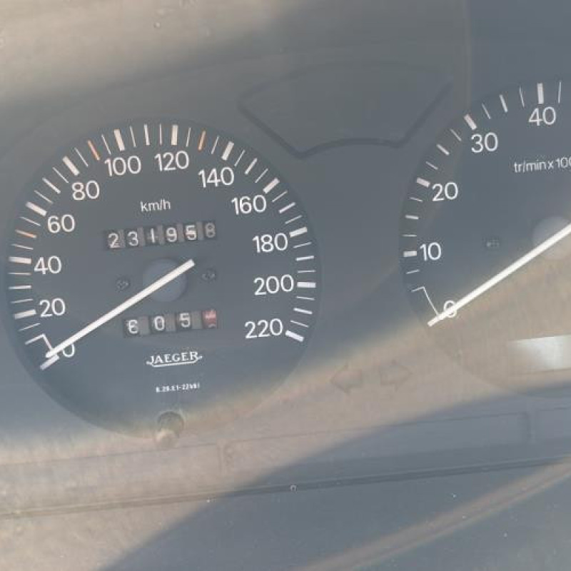 Retroviseur droit PEUGEOT 106 Photo n°19