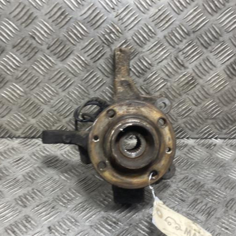 Pivot de moyeu avant droit RENAULT CLIO 3 Photo n°1