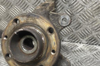 Pivot de moyeu avant droit RENAULT CLIO 3