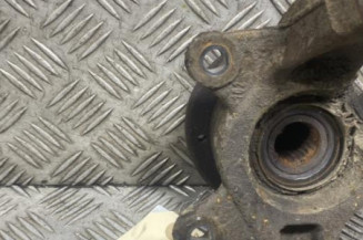 Pivot de moyeu avant droit RENAULT CLIO 3