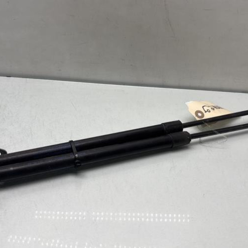 Verin de coffre RENAULT CAPTUR 1 Photo n°2