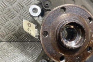Pivot de moyeu avant gauche VOLKSWAGEN TOURAN 3