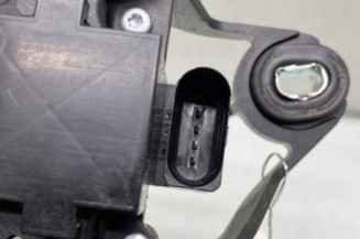 Moteur essuie glace arriere VOLKSWAGEN GOLF 5