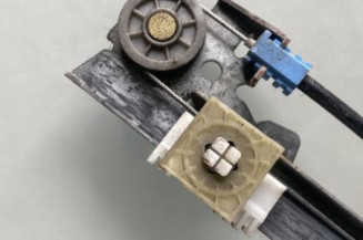 Leve vitre mecanique avant gauche CITROEN SAXO