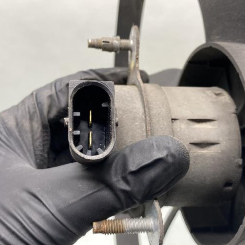 Moto ventilateur radiateur PEUGEOT 206 Photo n°3