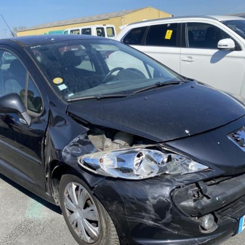 Verin de coffre PEUGEOT 207 Photo n°6