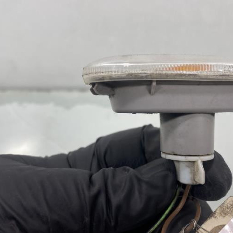 Repetiteur clignotant avant droit  (Feux) SEAT IBIZA 3 Photo n°3