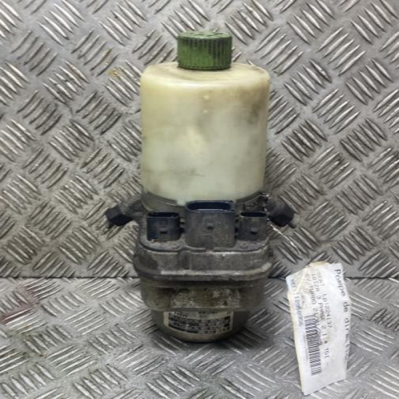 Pompe de direction SEAT IBIZA 3 Photo n°1