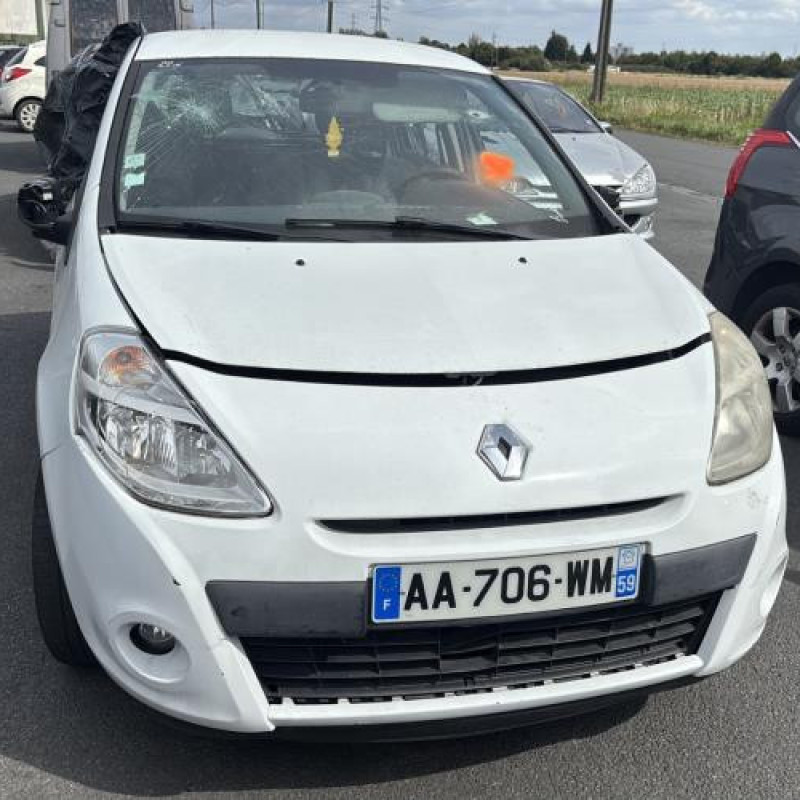 Poignee porte avant droit RENAULT CLIO 3 Photo n°11