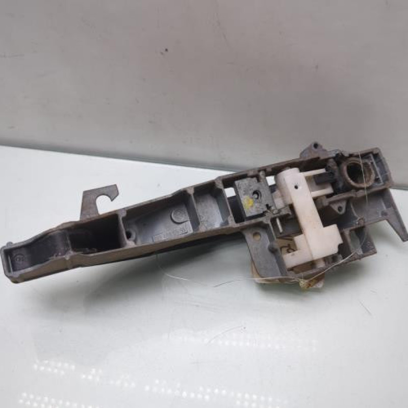 Poignee porte arriere gauche CITROEN C4 1 Photo n°3