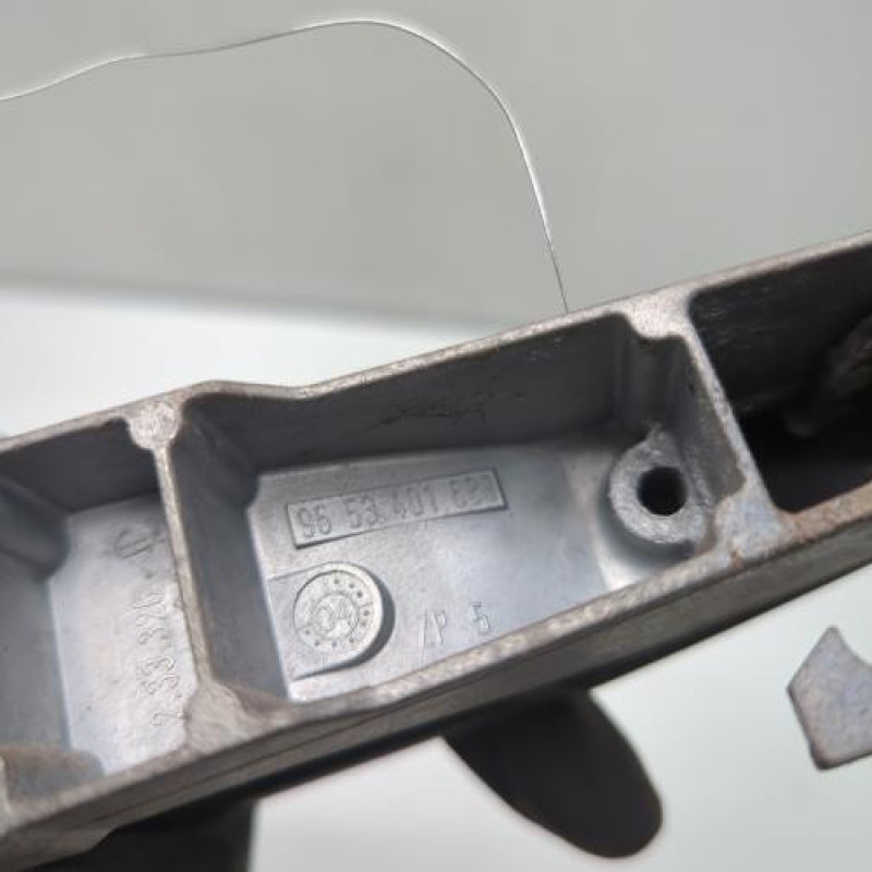 Poignee porte arriere gauche CITROEN C4 1 Photo n°5