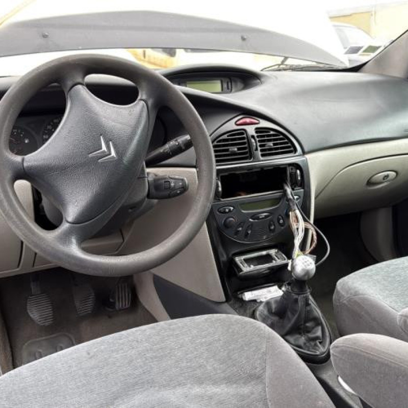 Poignee porte avant droit CITROEN C5 1 Photo n°17