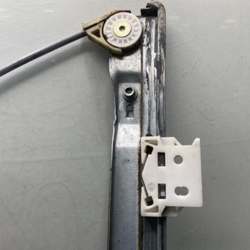 Leve vitre electrique avant gauche CITROEN C5 2 Photo n°2