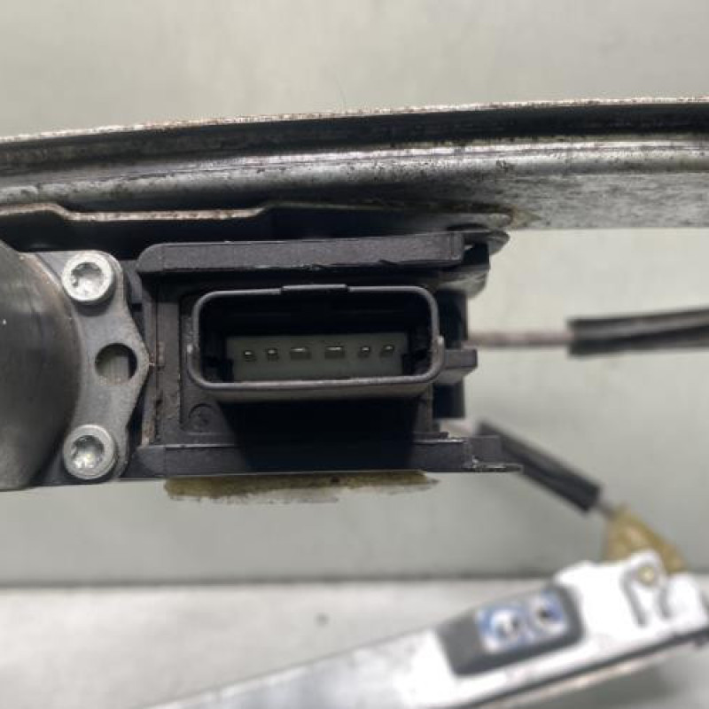 Leve vitre electrique avant gauche CITROEN C5 2 Photo n°12