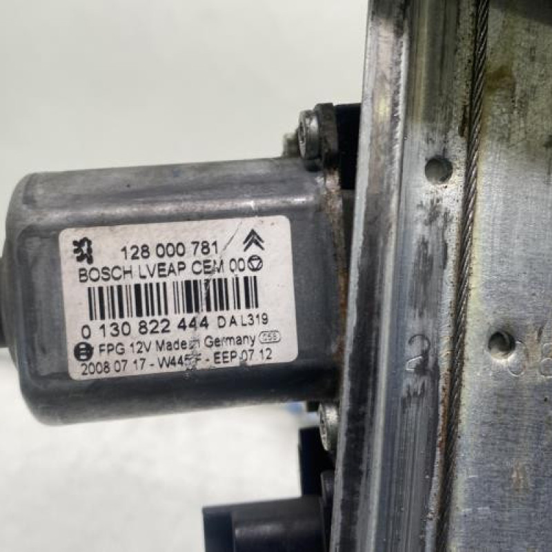 Leve vitre electrique avant gauche CITROEN C5 2 Photo n°13