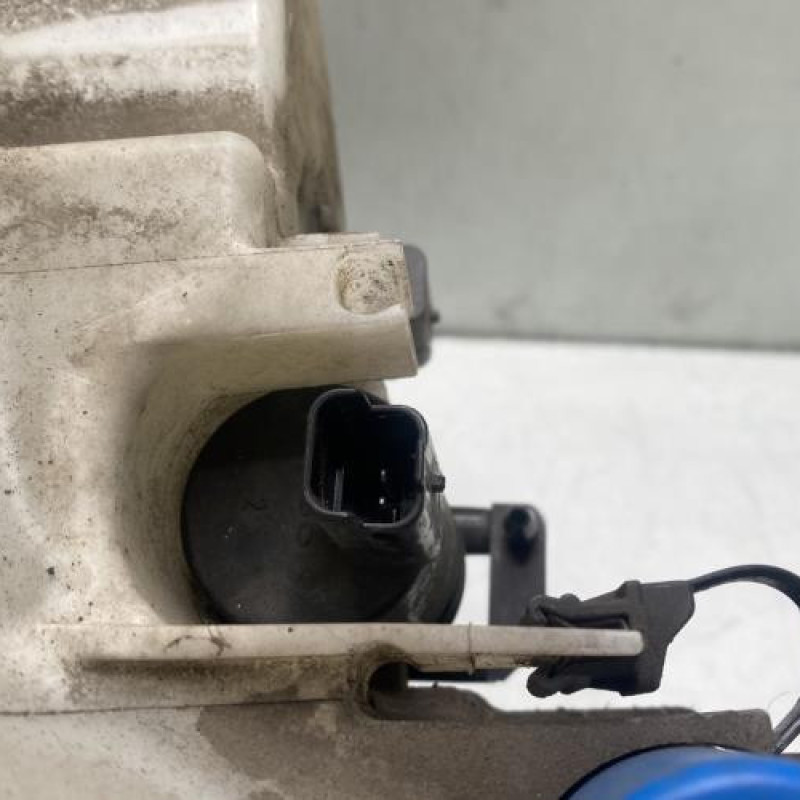 Vase de lave glace CITROEN C5 2 Photo n°9