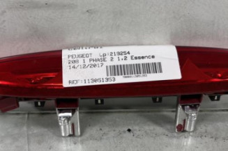 Feu arriere stop central PEUGEOT 208 1