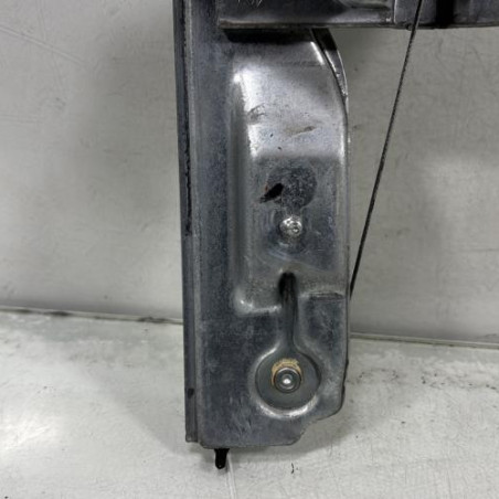 Leve vitre electrique avant gauche PEUGEOT 208 1