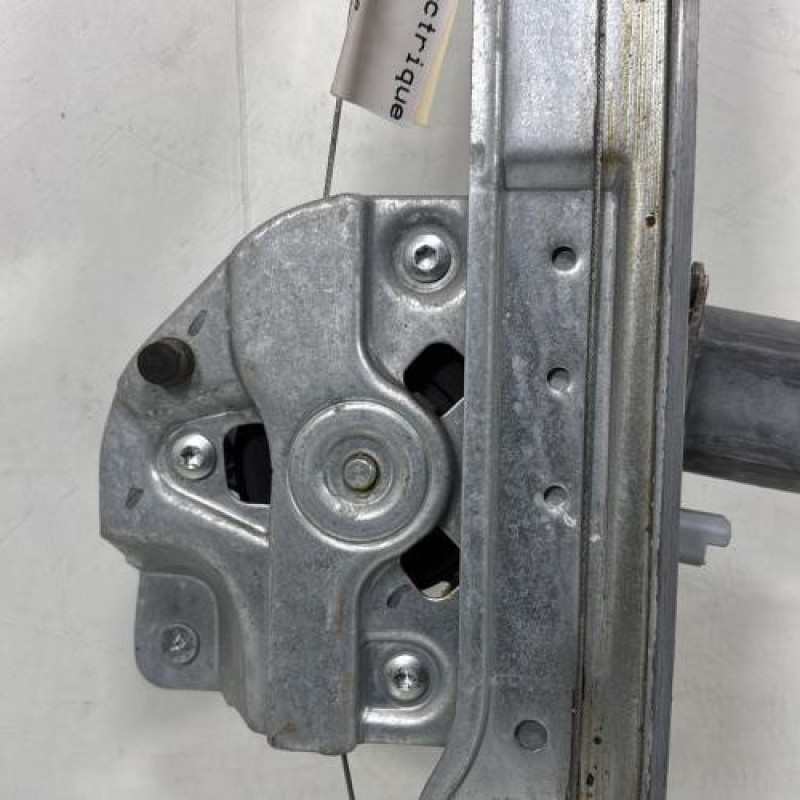 Leve vitre electrique avant gauche PEUGEOT 208 1 Photo n°9