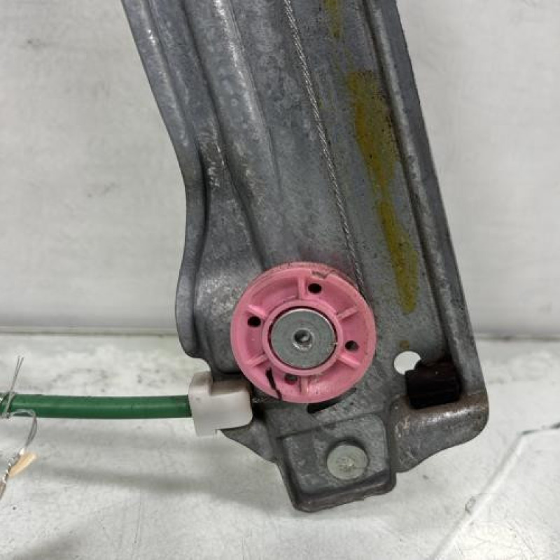 Leve vitre mecanique arriere gauche PEUGEOT 208 1 Photo n°7