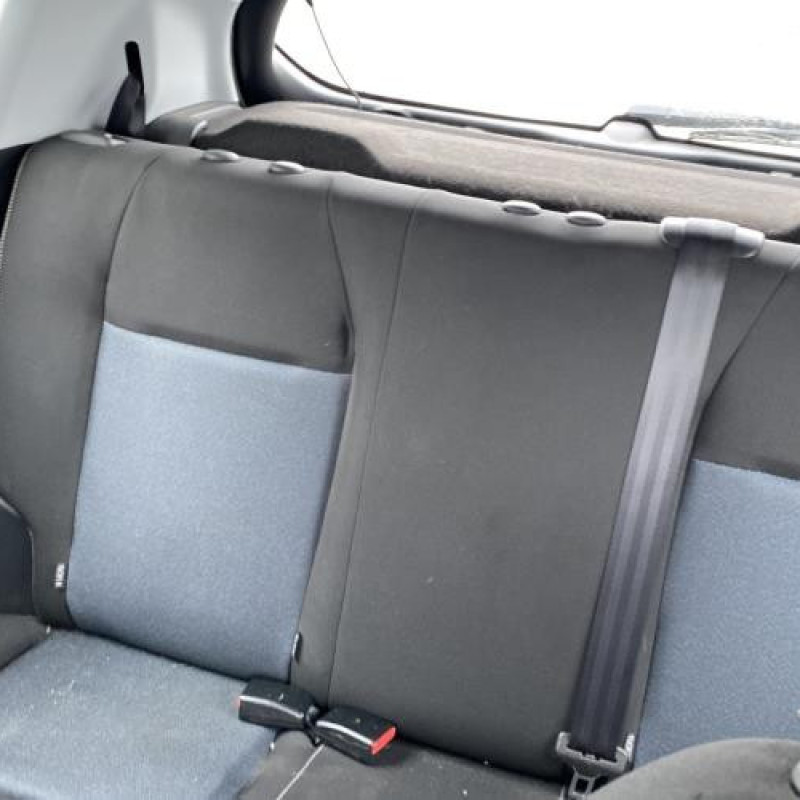 Poignee interieur arriere gauche PEUGEOT 208 1 Photo n°17