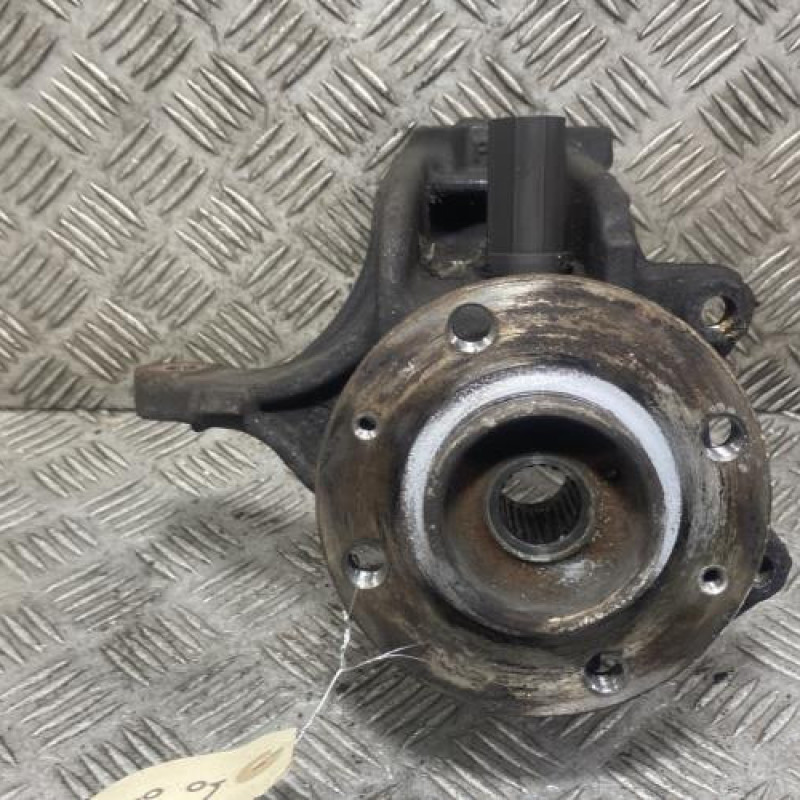 Pivot de moyeu avant droit PEUGEOT 208 1 Photo n°1