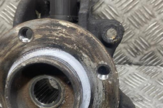 Pivot de moyeu avant droit PEUGEOT 208 1