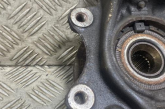 Pivot de moyeu avant droit PEUGEOT 208 1